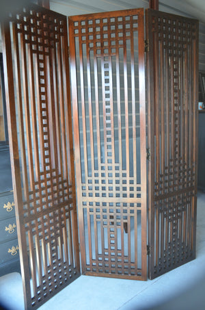 Arts and Crafts Style Room Divider